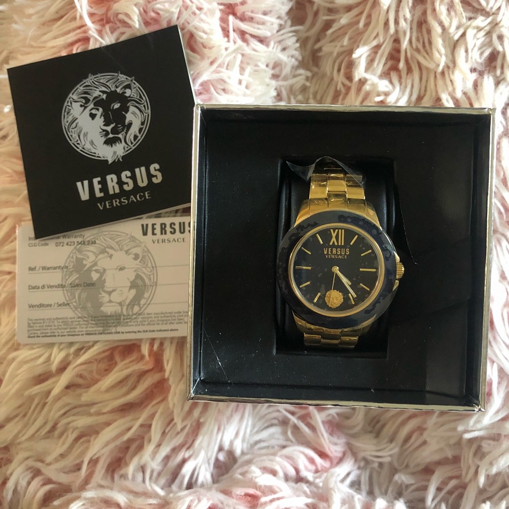 ❌ ⓈⓄⓁⒹ ❌ Versace Watch